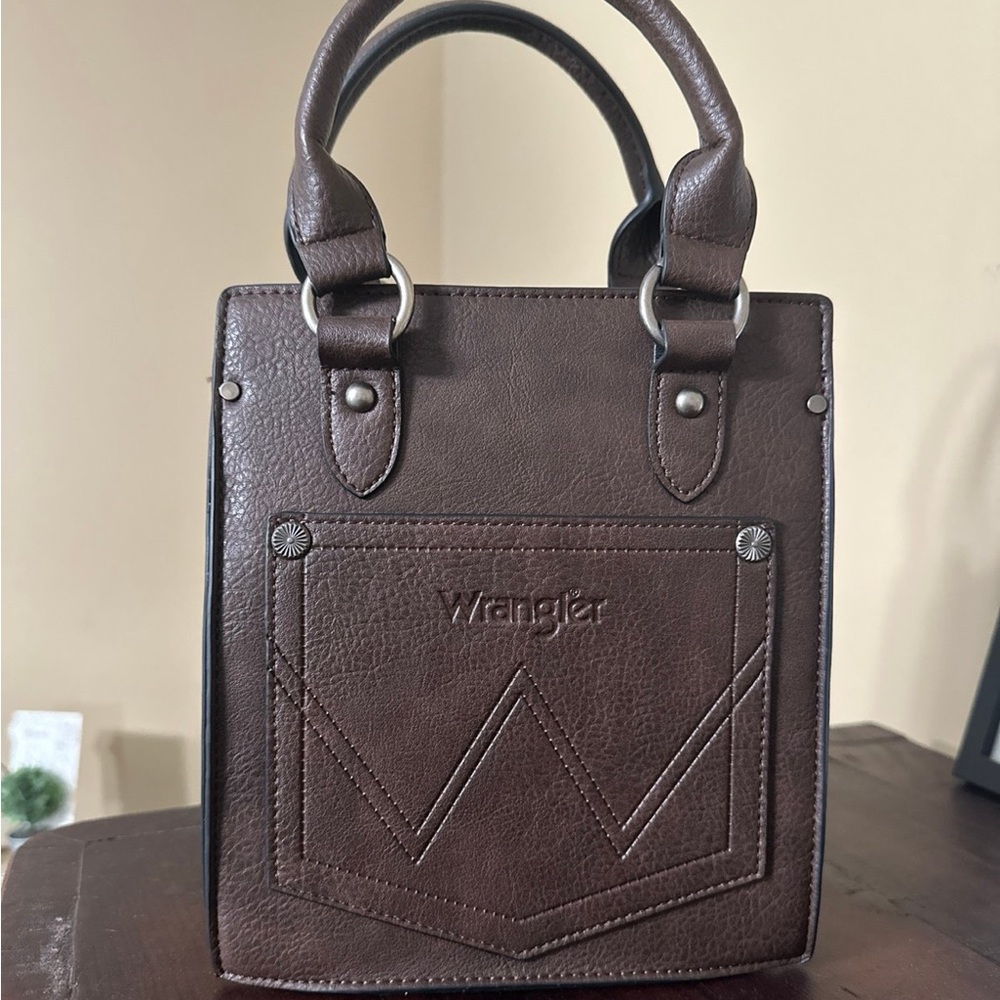 Wrangler Purse - Picture 2 of 3